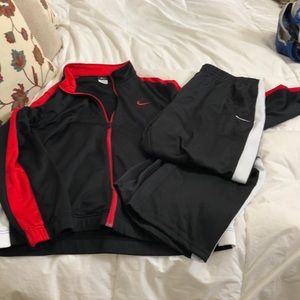 Nike Men’s basketball sweat suit